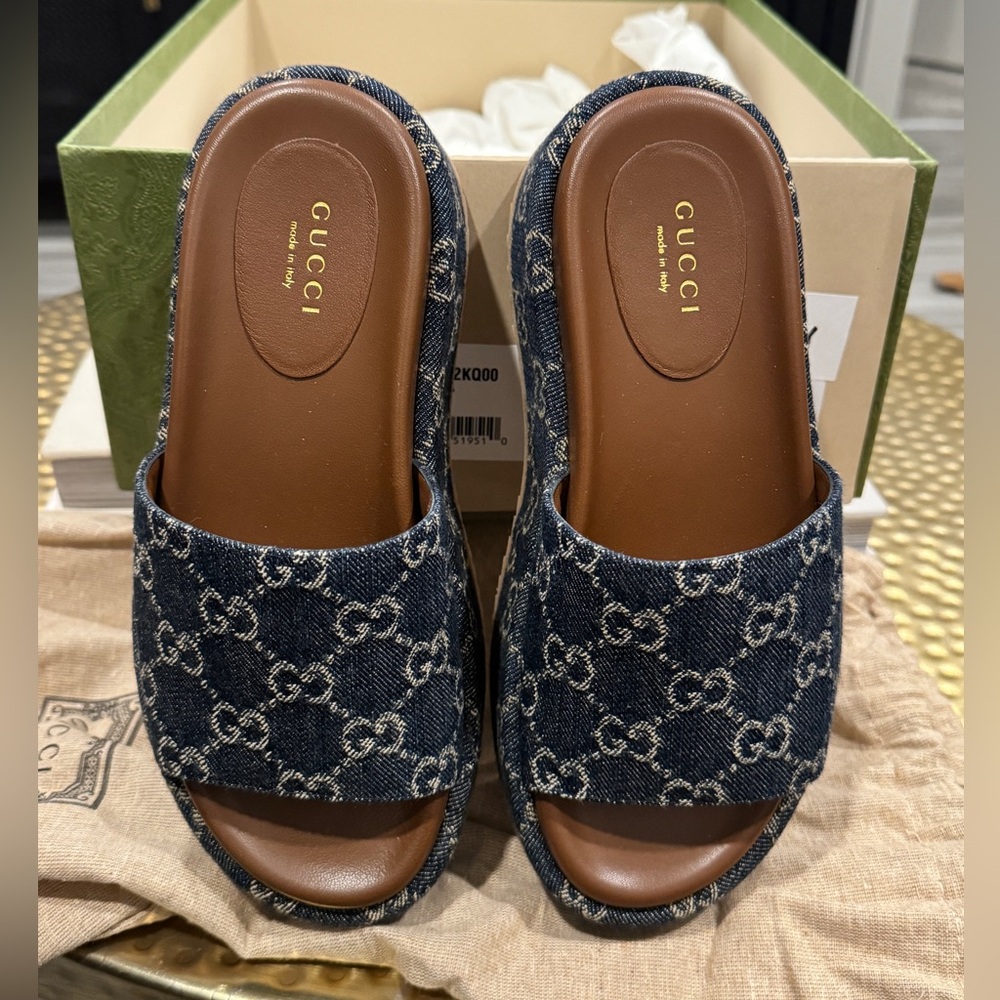 Gucci slides denim blue size 34